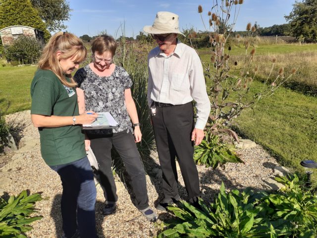 KSCP Officer advising landowners